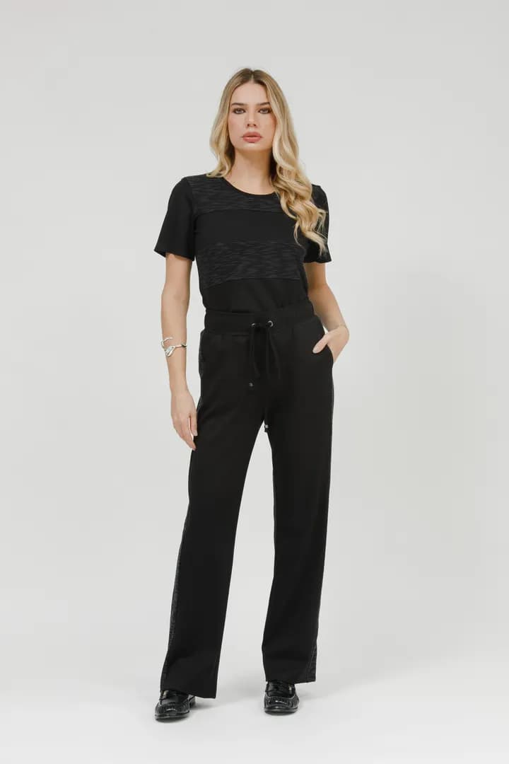 Aerolook Calça E Blusa Com Recortes